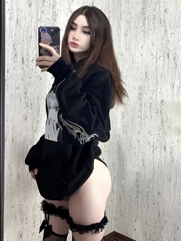 Карина привлекальеная девушка из Искитима цена от 4000 руб