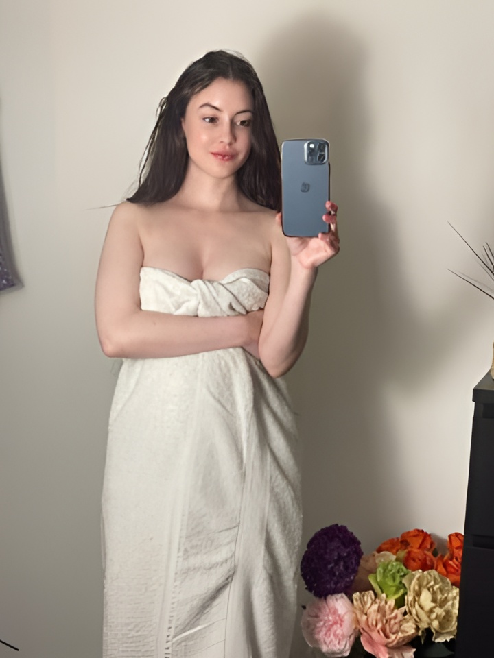 Ната привлекальеная девушка из Искитима цена от 3000 руб