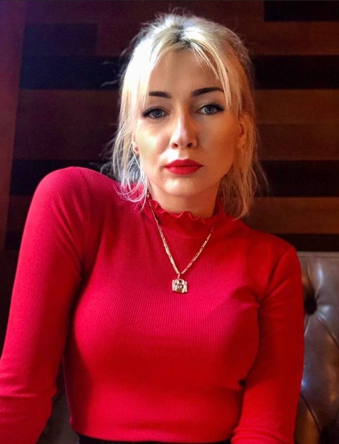 🎥 Элиза привлекальеная девушка из Искитима цена от 7000 руб