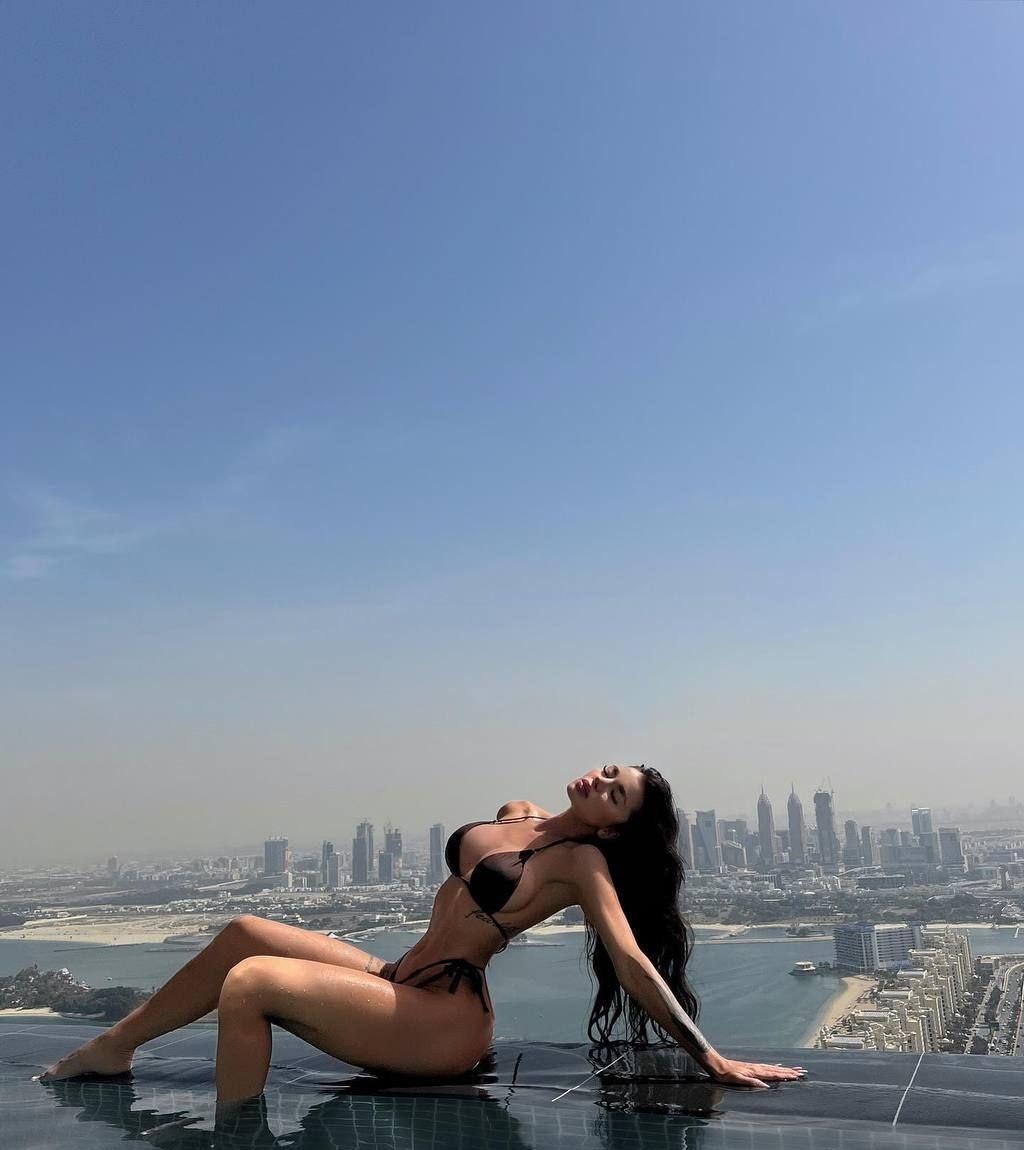 Мэри привлекальеная девушка из Искитима цена от 4500 руб