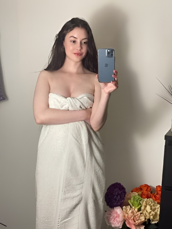 Ната привлекательная девушка из Искитима цена от 3000 руб