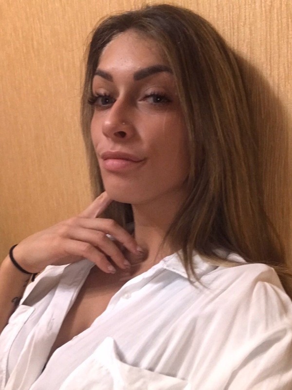 Люба привлекательная девушка из Искитима цена от 3500 руб